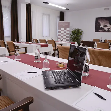 فندق سان بابلو اشبيلية