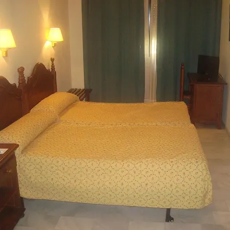 Hotell San Pablo 3*